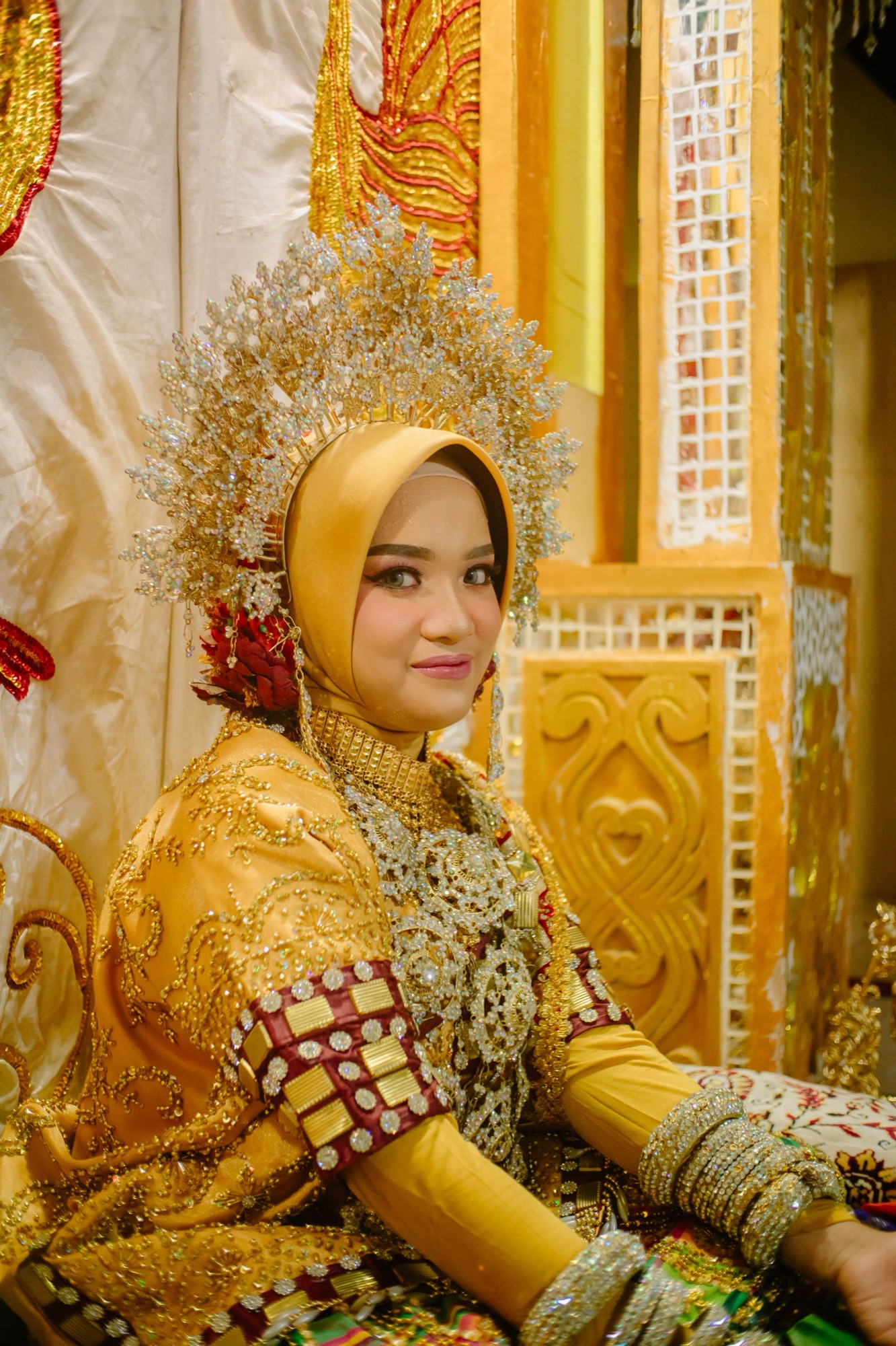 Pengantin Minang · Rahmi
